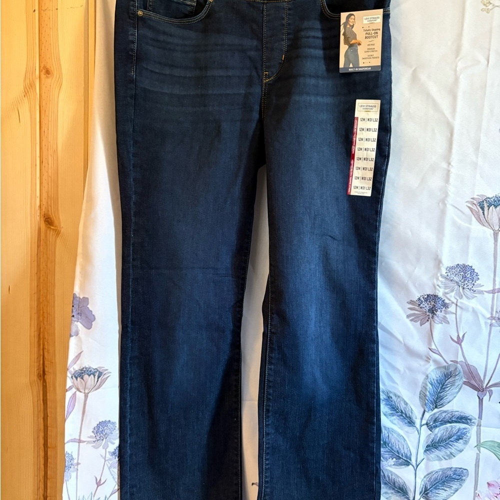 Levi's Women's Jeans - Dark Blue